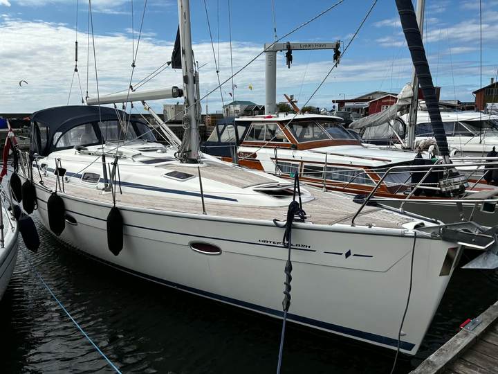 Bavaria 39 Cruiser - 3 cabin — Photo 1