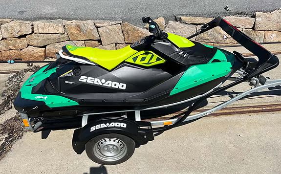 SeaDoo Spark Trixx 2UP — Photo 1