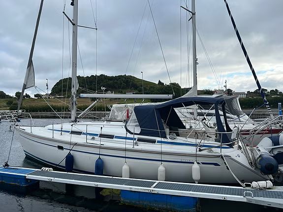 Bavaria 37 AC — Photo 1