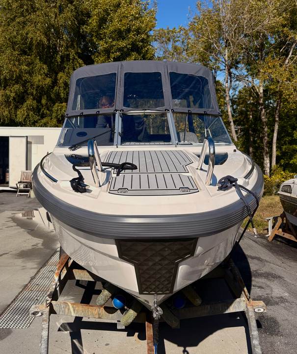 Ibiza 690T — Bilde 1