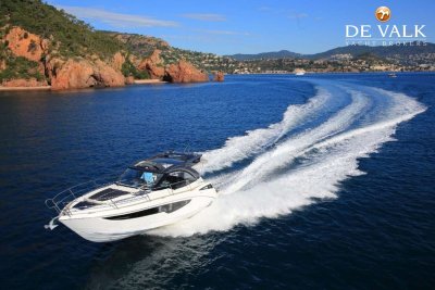 Galeon 335 HTS — Photo 3