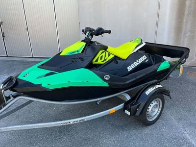 SeaDoo Spark Trixx 2UP — Photo 2